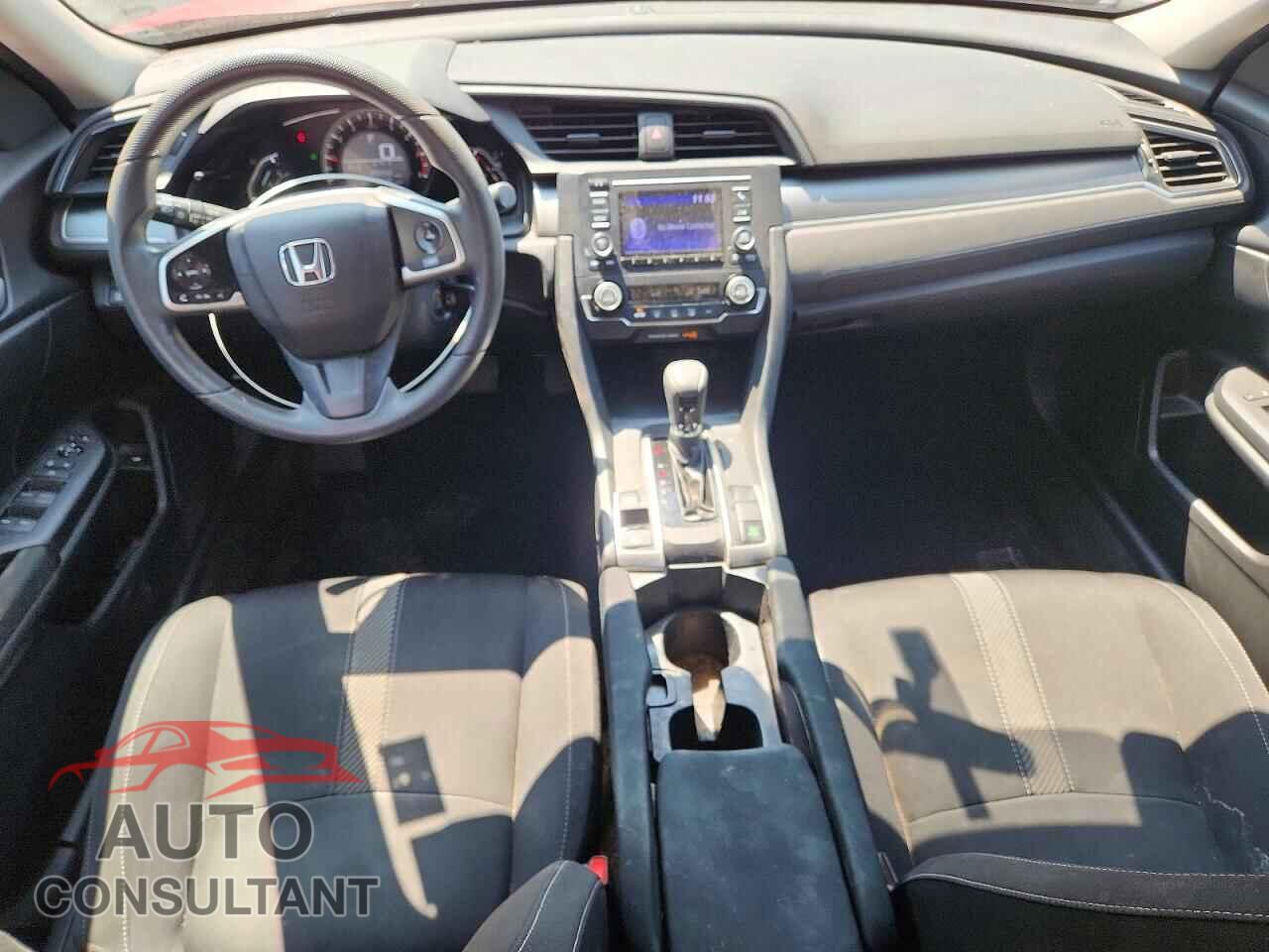 HONDA CIVIC 2018 - 2HGFC2F56JH609947