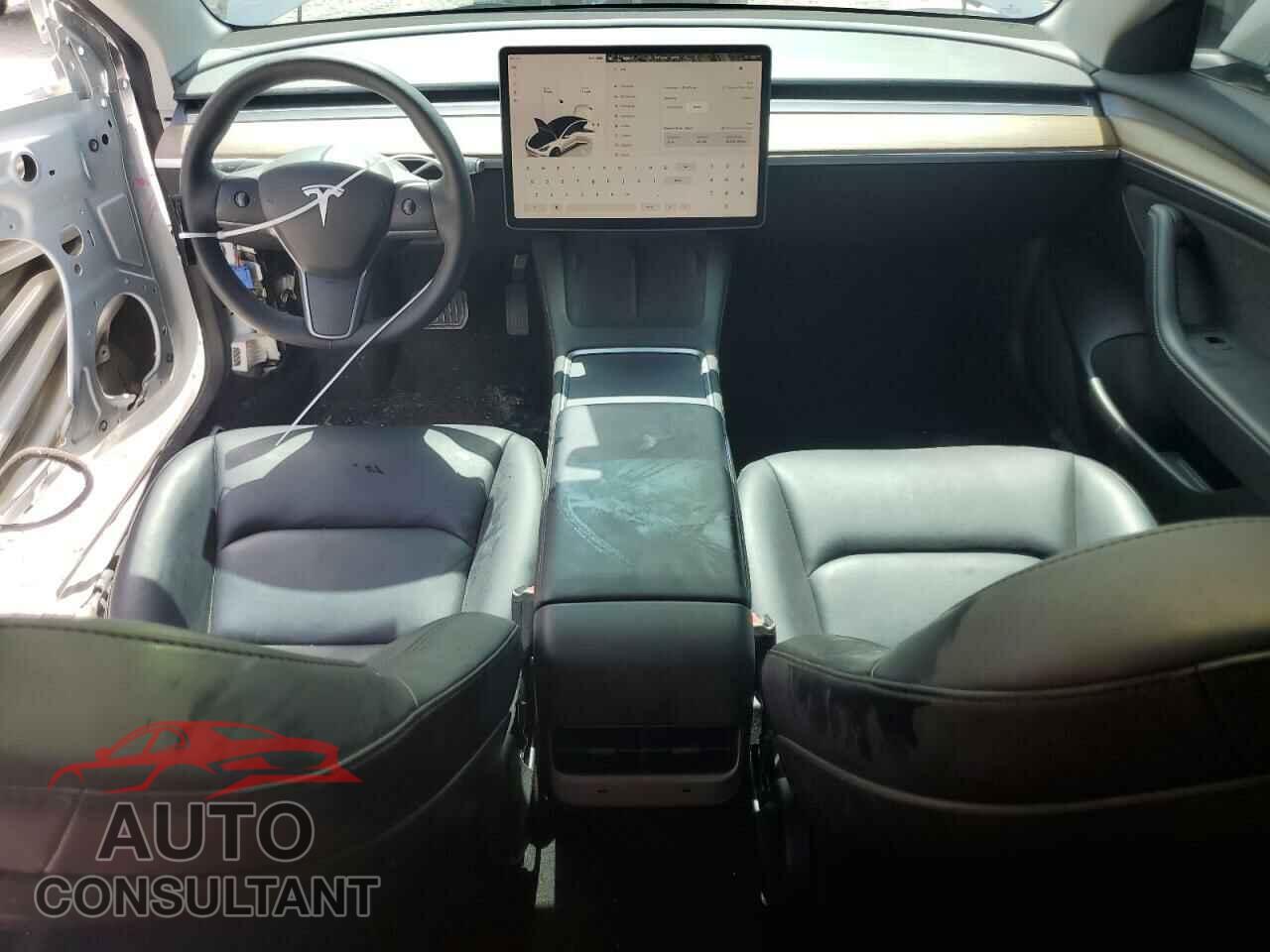 TESLA MODEL 3 2023 - 5YJ3E1EA5PF453094