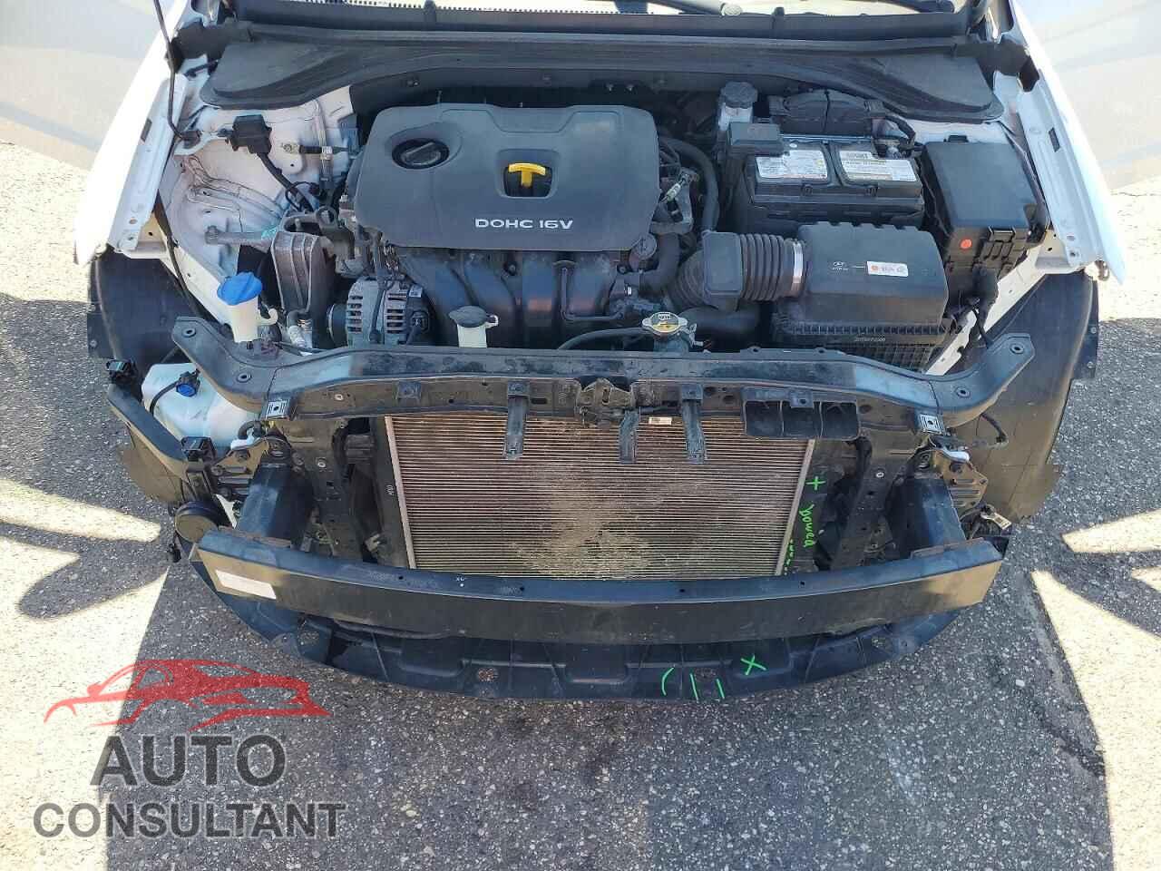 HYUNDAI ELANTRA 2018 - 5NPD84LF0JH347320