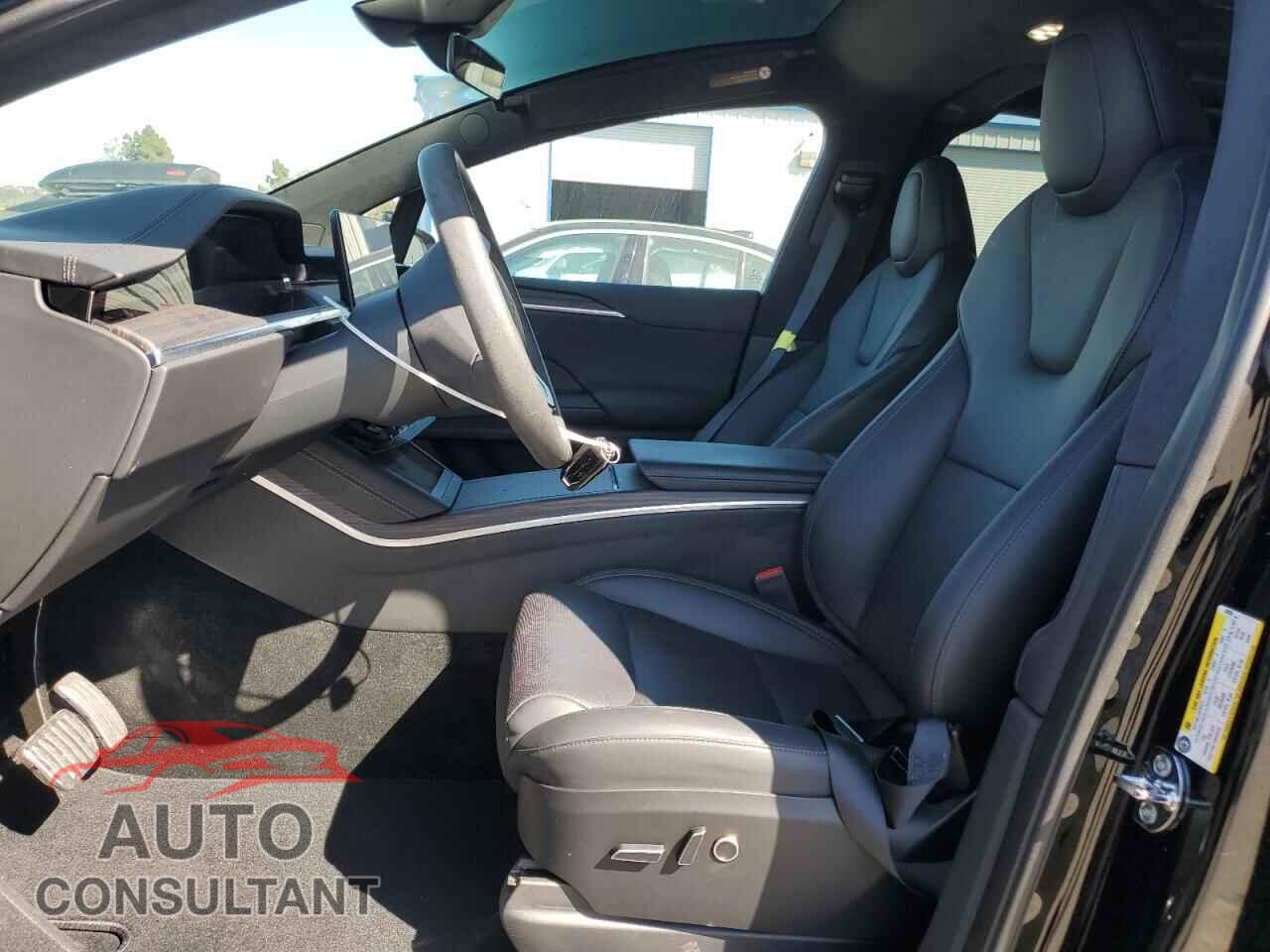 TESLA MODEL X 2024 - 7SAXCDE56RF438038