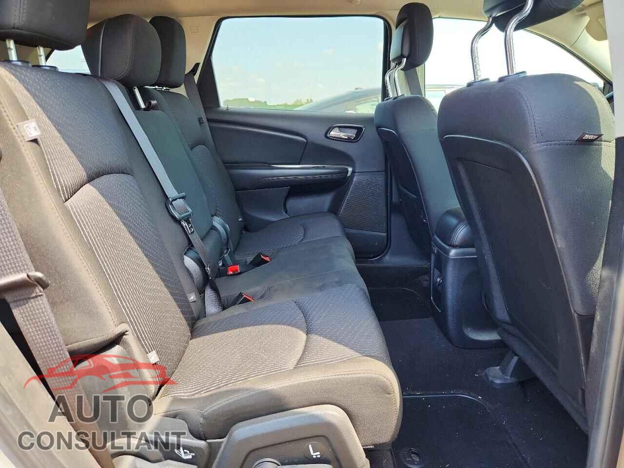 DODGE JOURNEY 2017 - 3C4PDCBG5HT531823