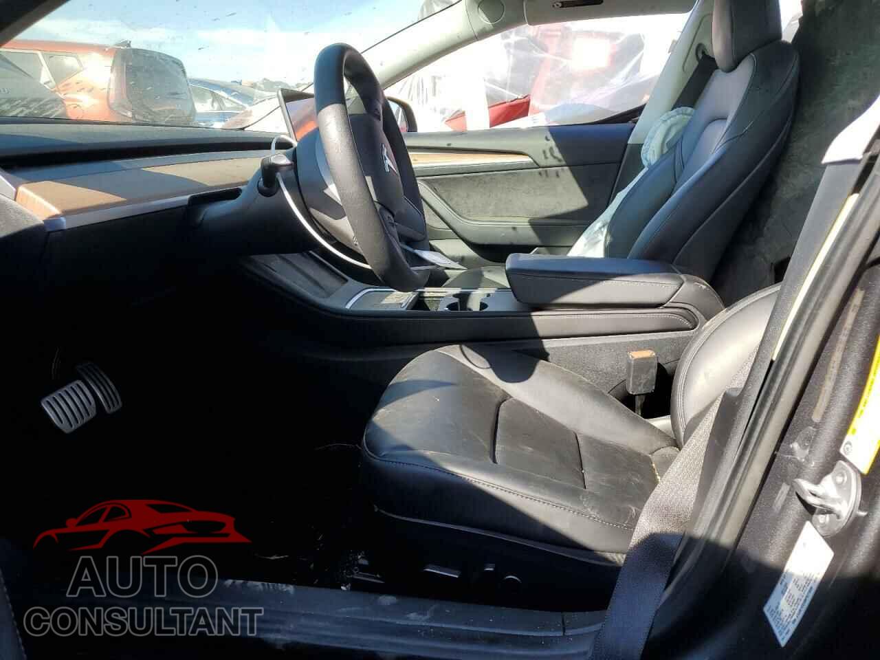 TESLA MODEL 3 2021 - 5YJ3E1EC4MF077839