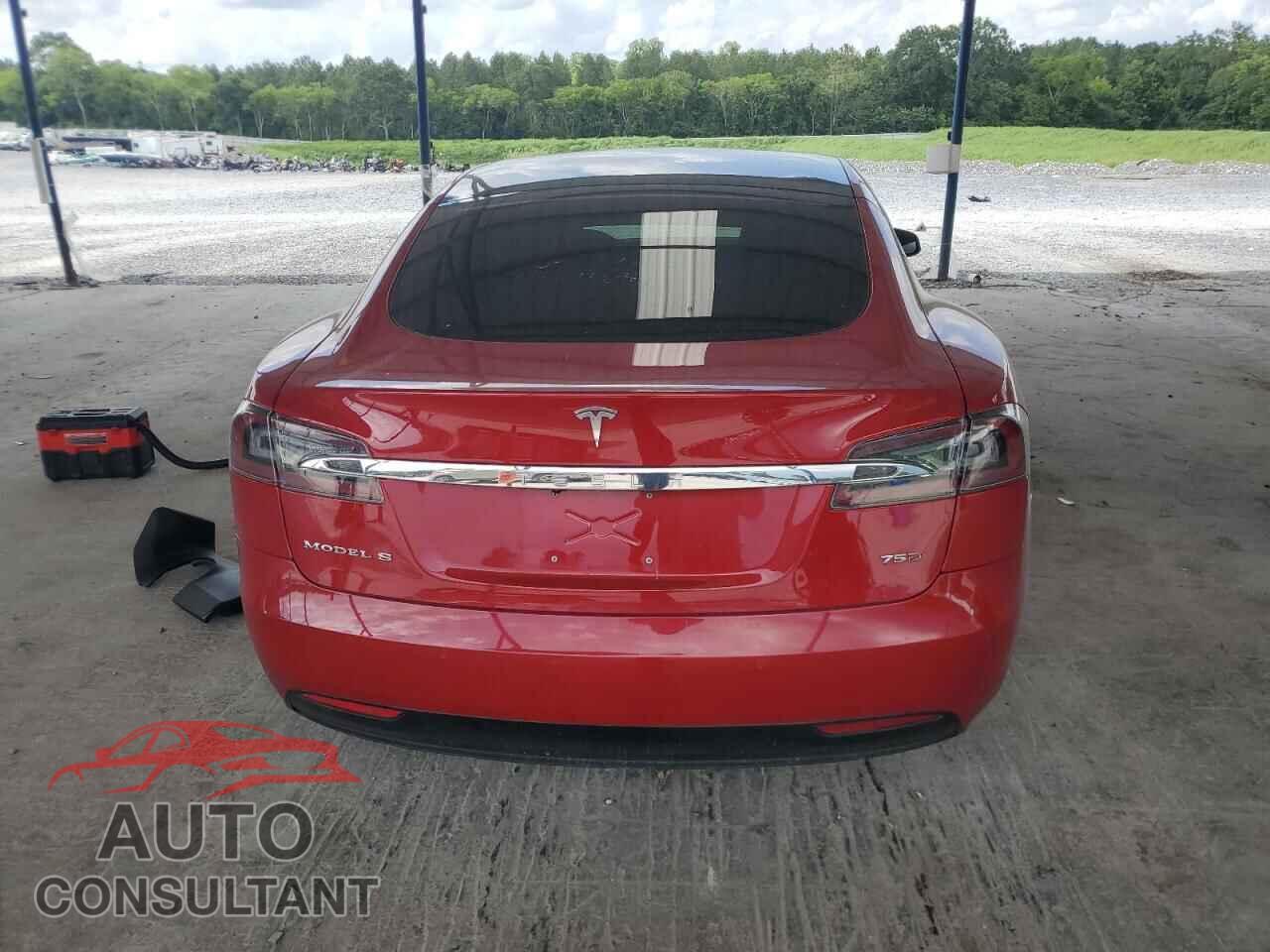 TESLA MODEL S 2018 - 5YJSA1E22JF277404