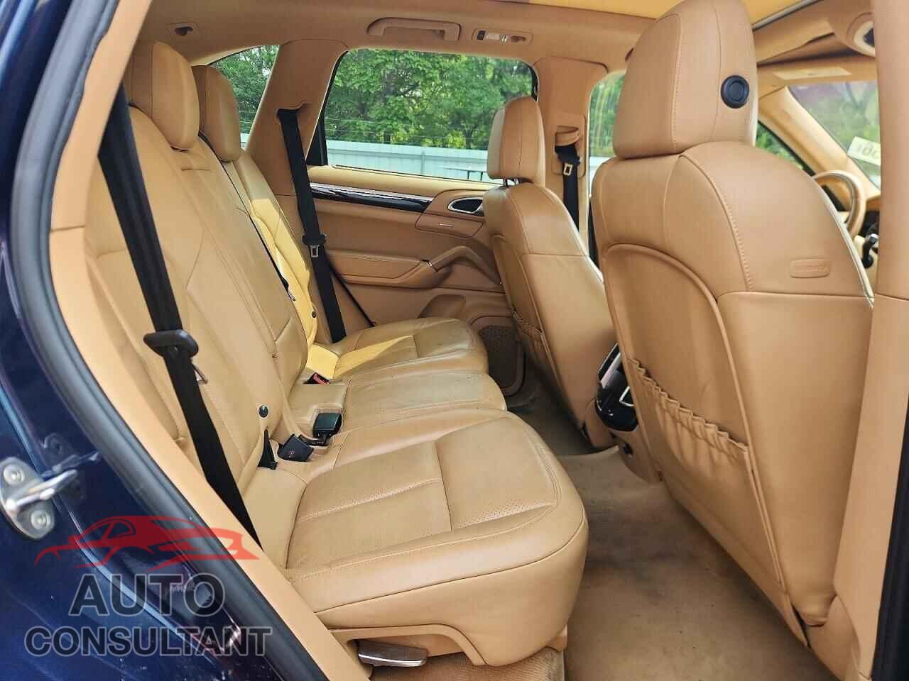 PORSCHE CAYENNE 2013 - WP1AA2A26DLA00648