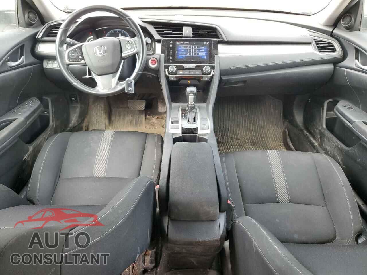 HONDA CIVIC 2018 - 2HGFC2F63JH041004