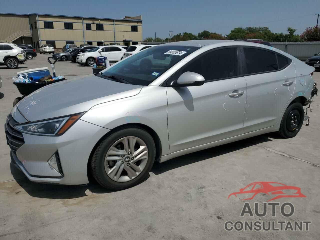 HYUNDAI ELANTRA 2019 - 5NPD84LF2KH462017