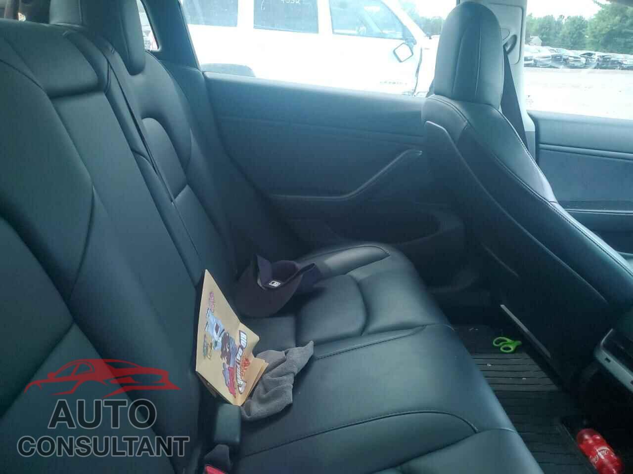 TESLA MODEL 3 2019 - 5YJ3E1EA6KF400882