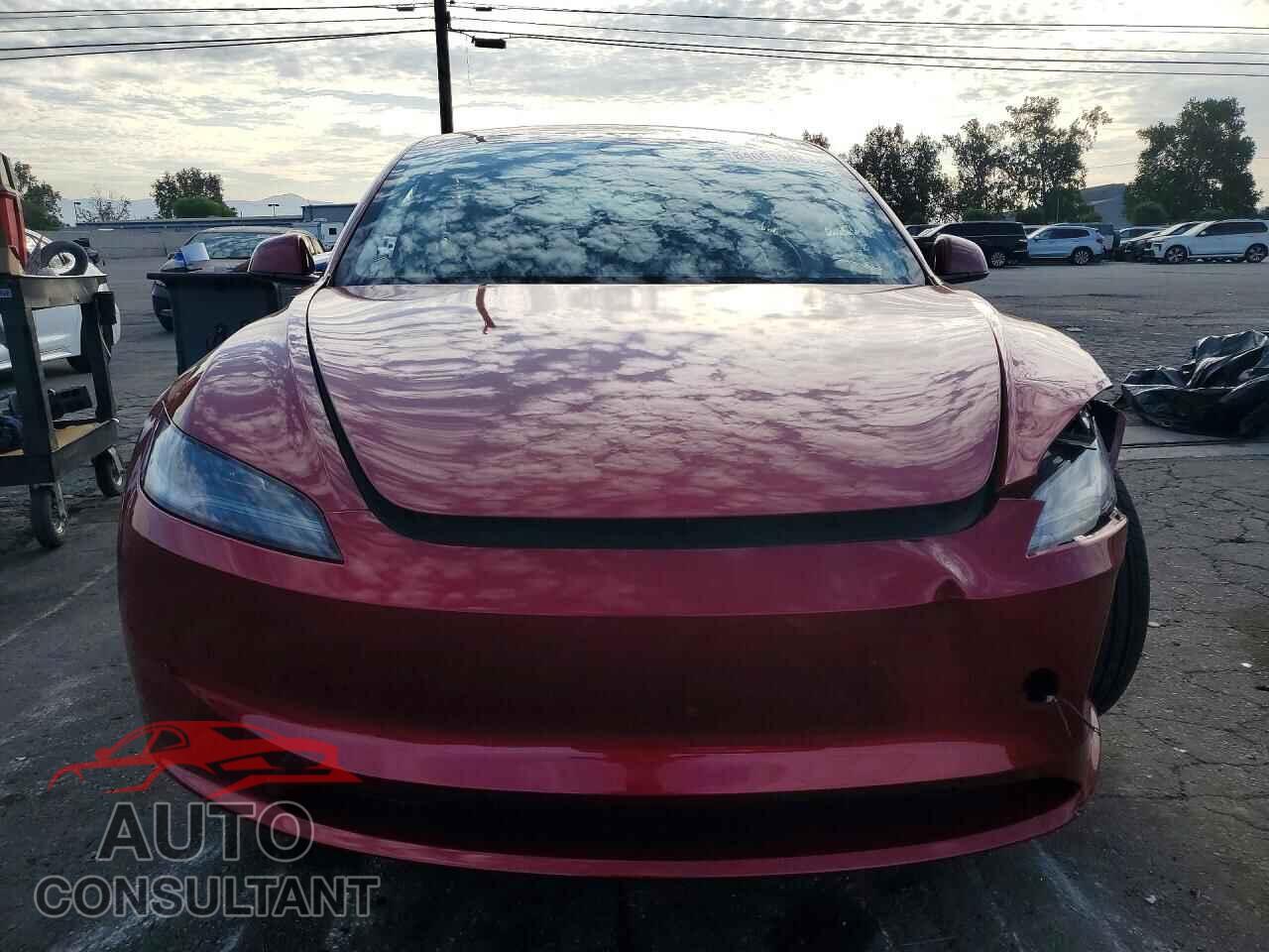 TESLA MODEL 3 2024 - 5YJ3E1EA2RF849423