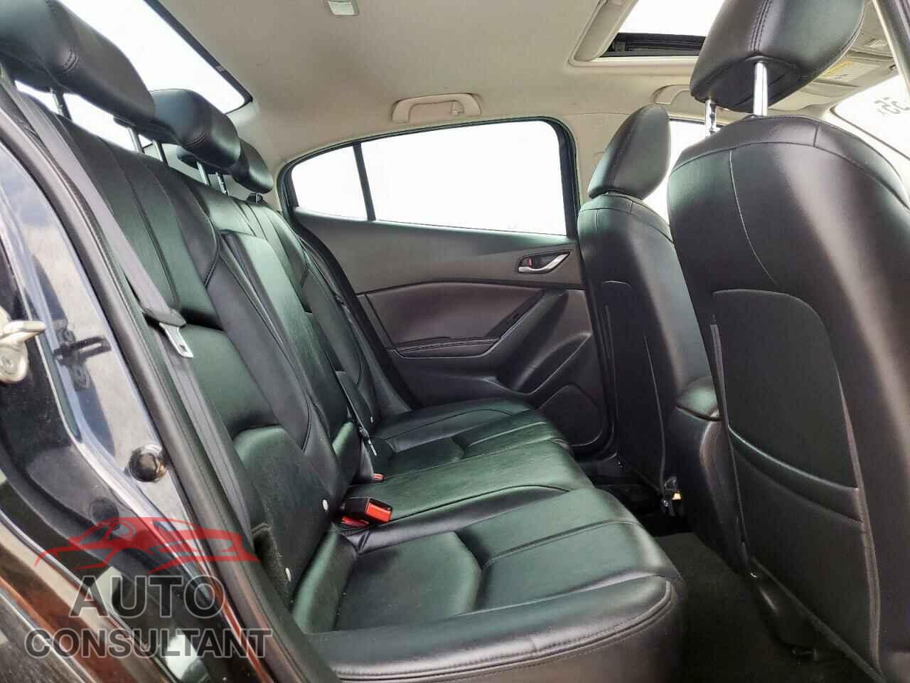 MAZDA 3 2017 - 3MZBN1V73HM124906