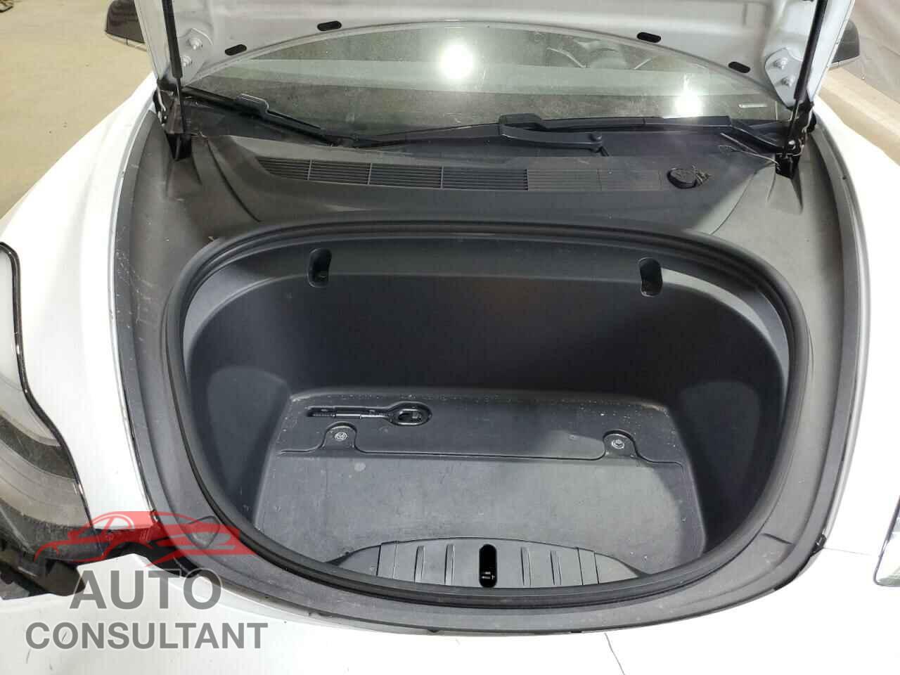 TESLA MODEL 3 2020 - 5YJ3E1EB8LF665622