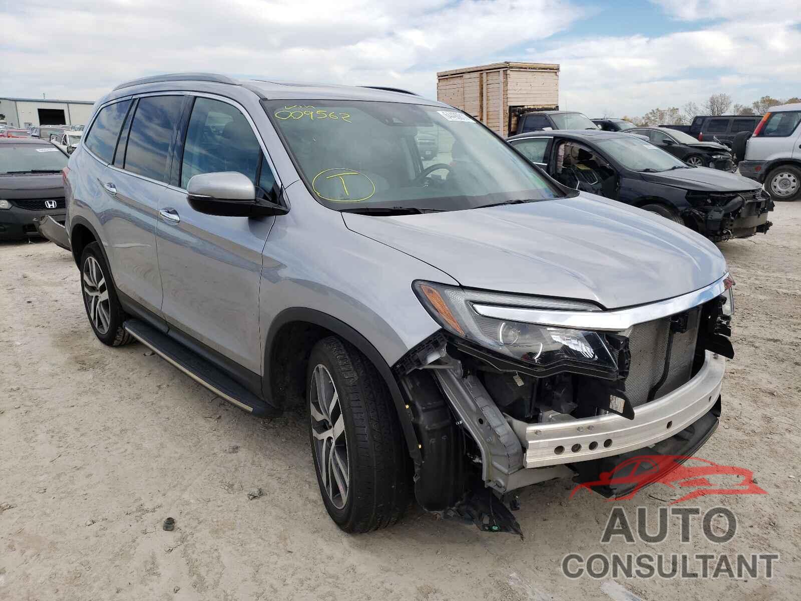 HONDA PILOT 2018 - 5FNYF6H03JB009562