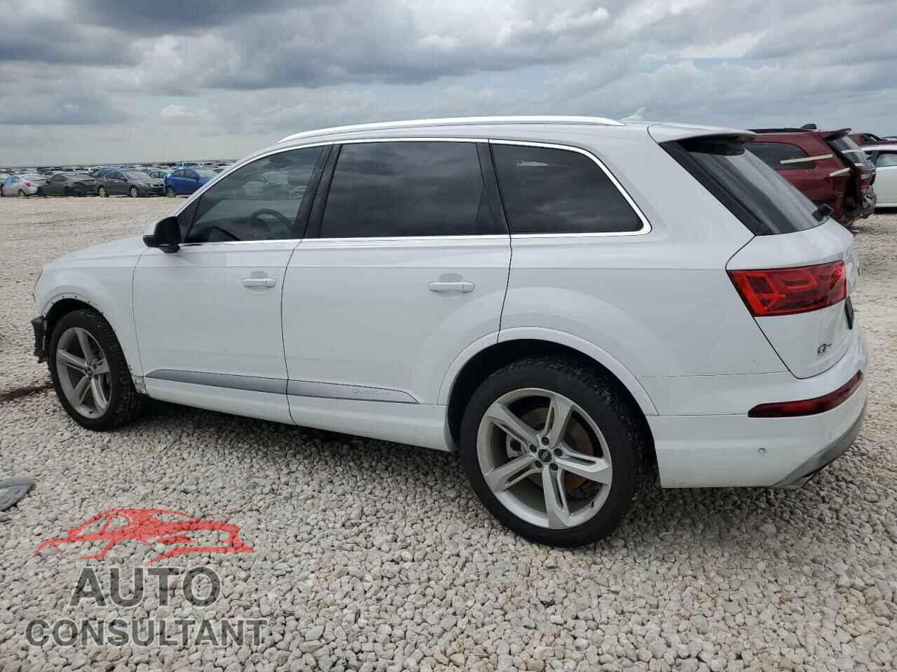 AUDI Q7 2019 - WA1VAAF76KD020255