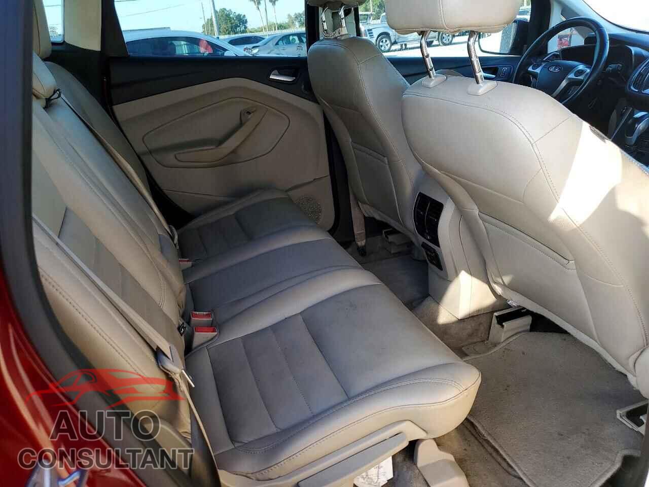 FORD CMAX 2013 - 1FADP5BU8DL549899