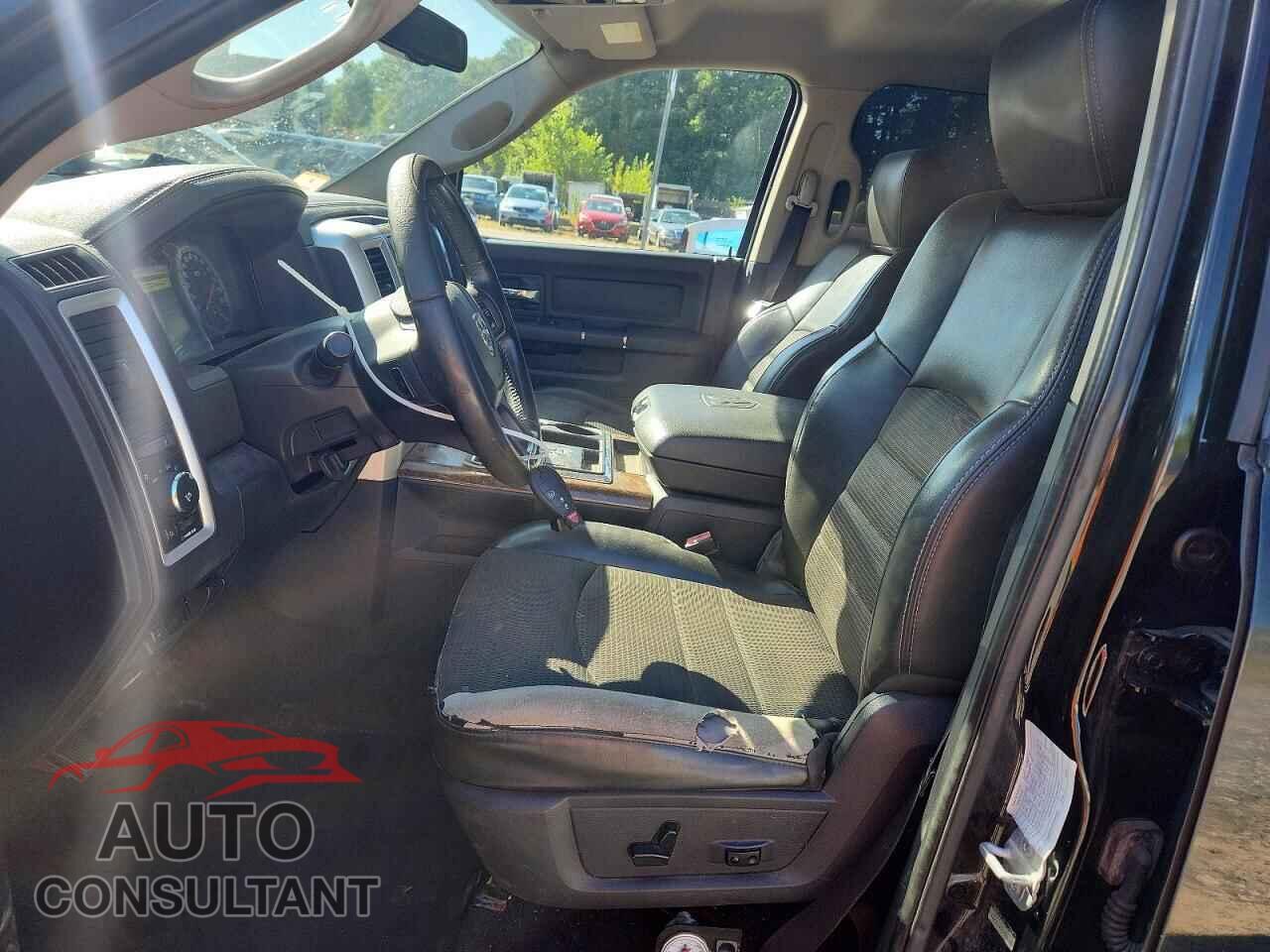 DODGE RAM 1500 2012 - 1C6RD7HT1CS141193