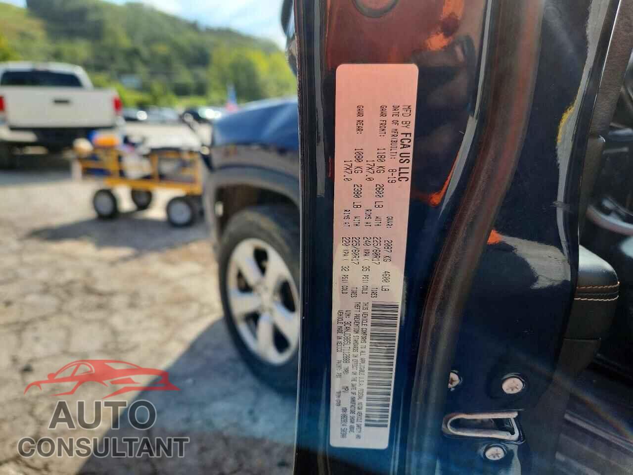 JEEP COMPASS 2020 - 3C4NJDBB5LT112888
