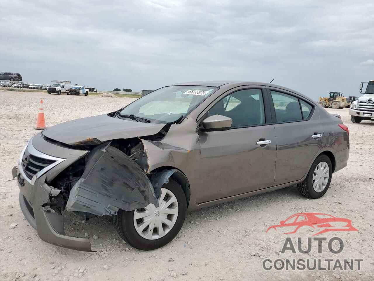 NISSAN VERSA 2017 - 3N1CN7AP6HK431954