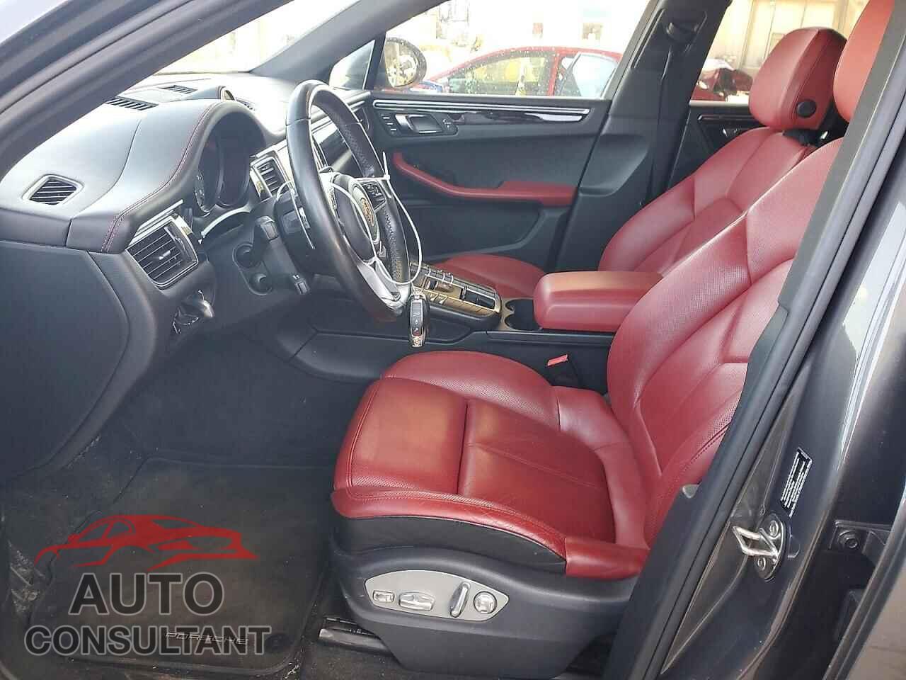 PORSCHE MACAN 2016 - WP1AB2A50GLB55143