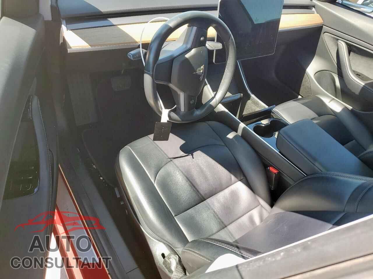 TESLA MODEL 3 2018 - 5YJ3E1EA4JF011740