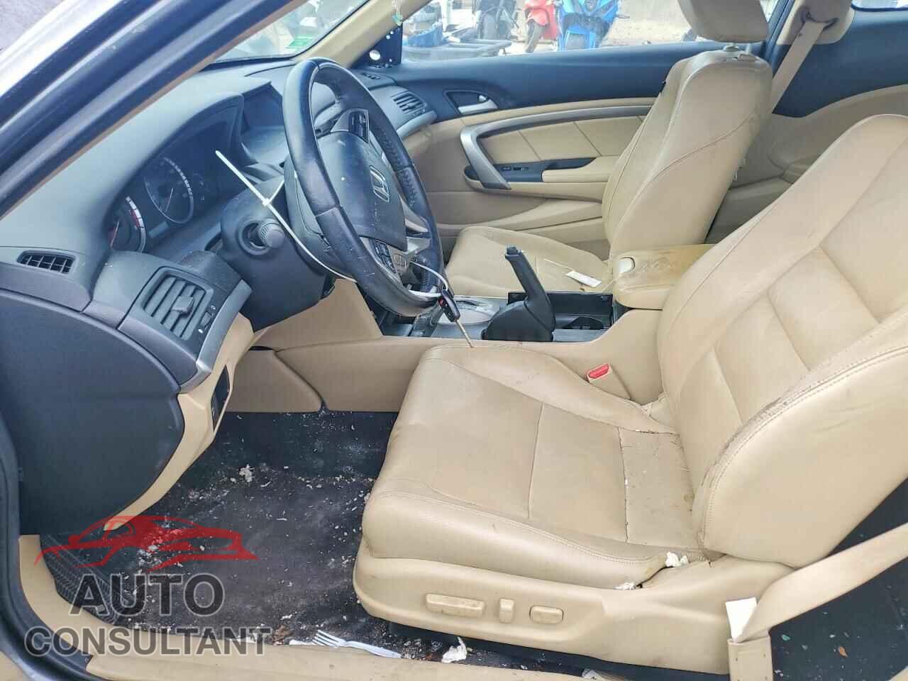 HONDA ACCORD 2010 - 1HGCS1B82AA012132