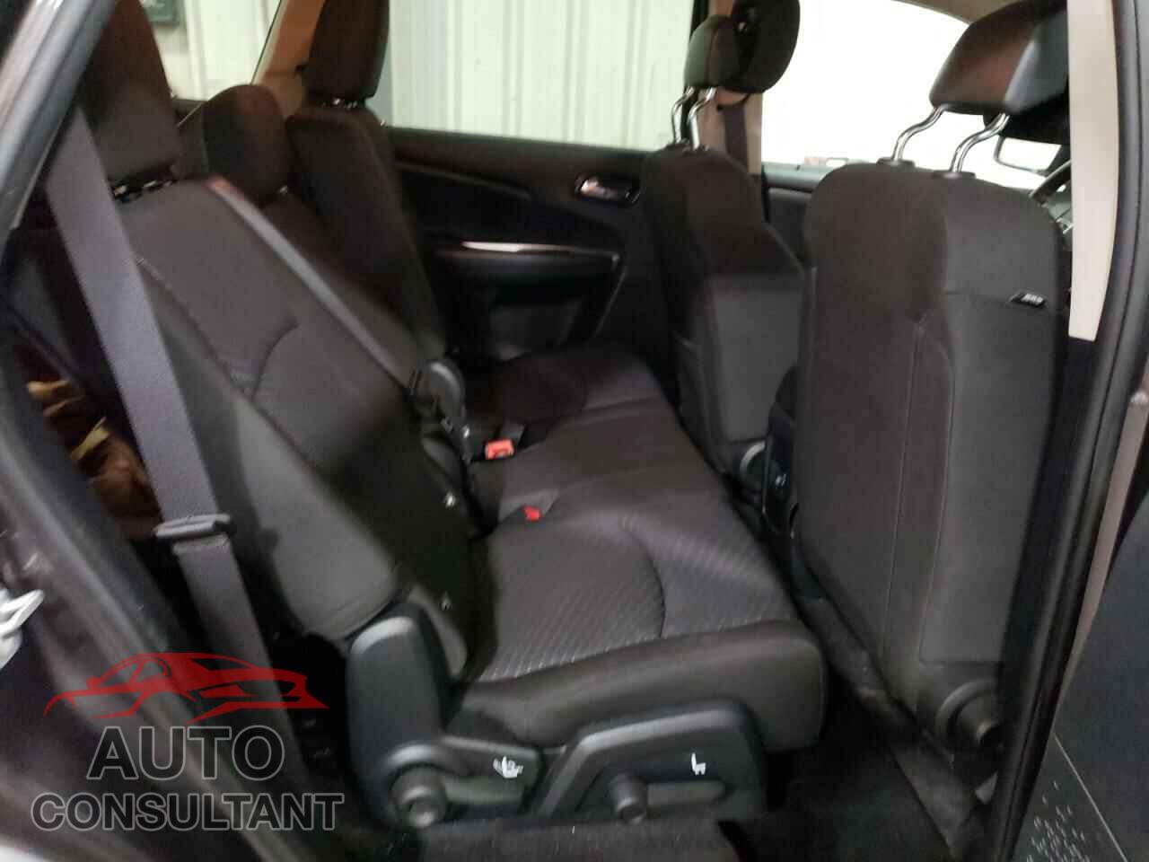 DODGE JOURNEY 2017 - 3C4PDCAB8HT638760