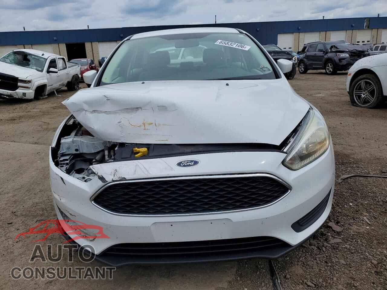 FORD FOCUS 2016 - 1FADP3F23GL239080