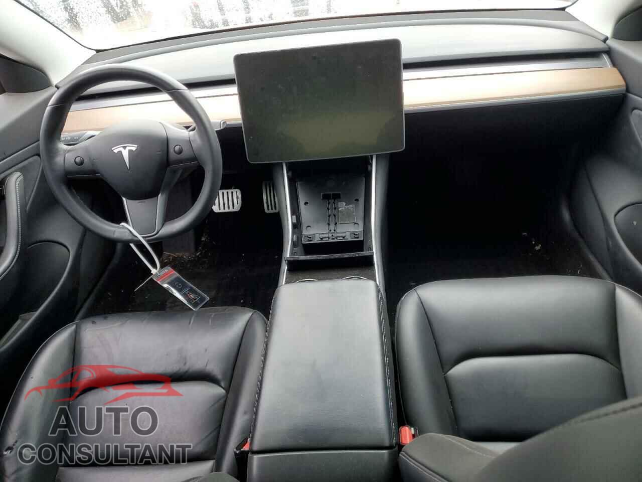 TESLA MODEL 3 2019 - 5YJ3E1EB0KF512778