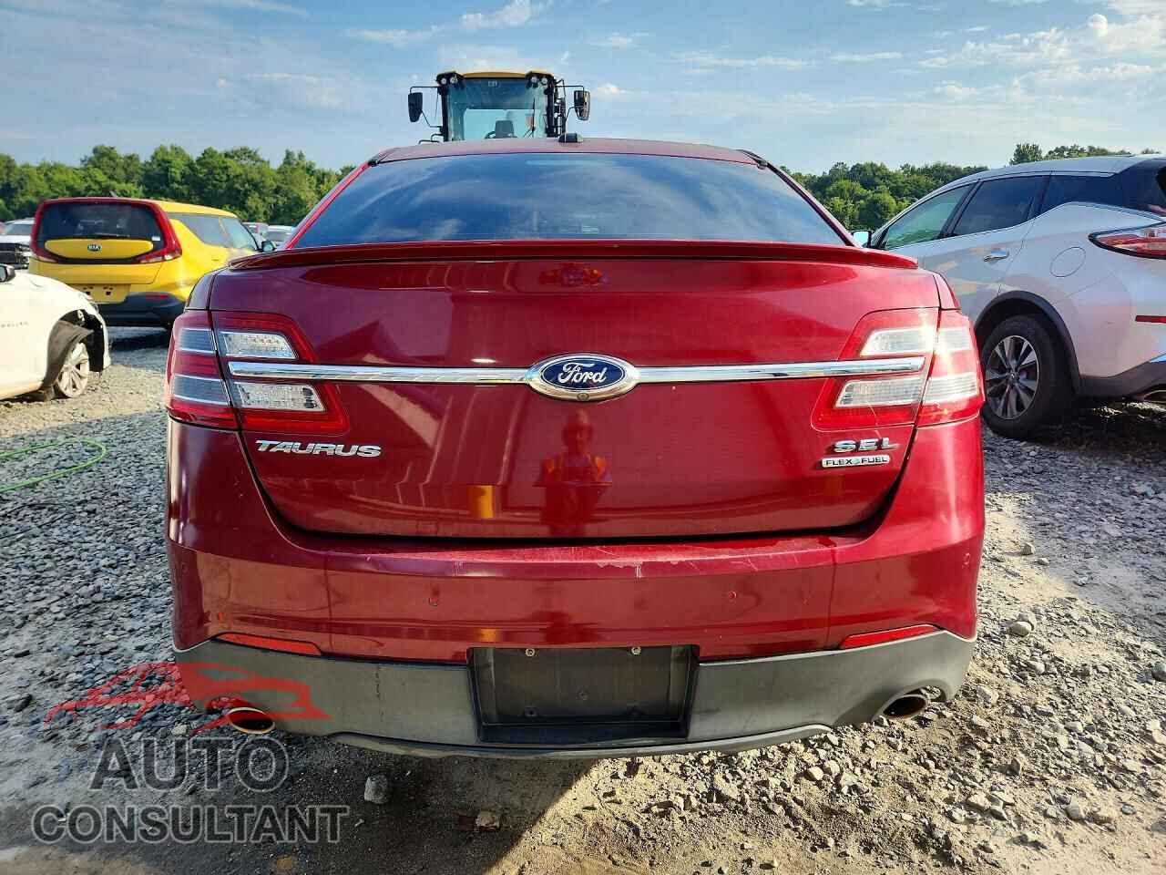 FORD TAURUS 2015 - 1FAHP2E87FG208391