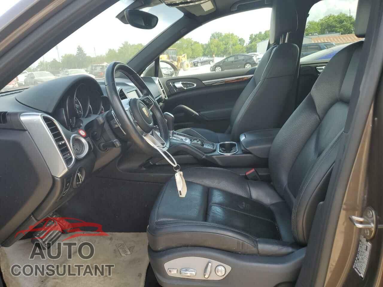 PORSCHE CAYENNE 2016 - WP1AA2A27GKA10681