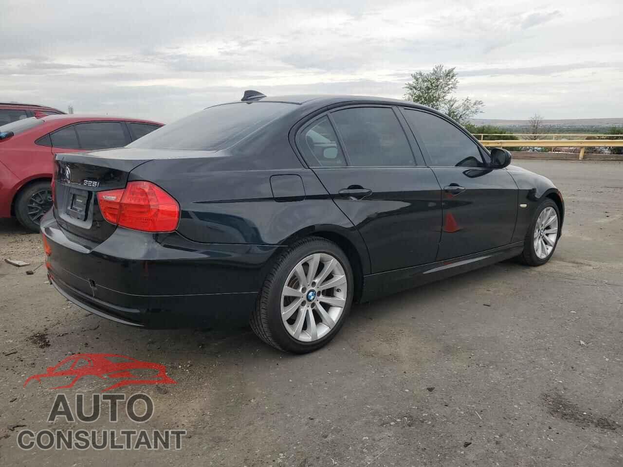 BMW 3 SERIES 2011 - WBAPH5G59BNM79494