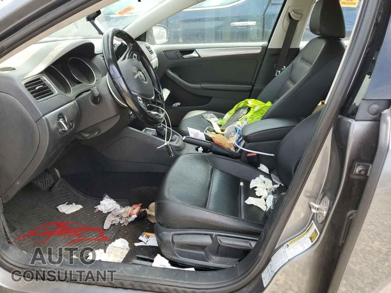 VOLKSWAGEN JETTA 2017 - 3VWDB7AJ3HM281552