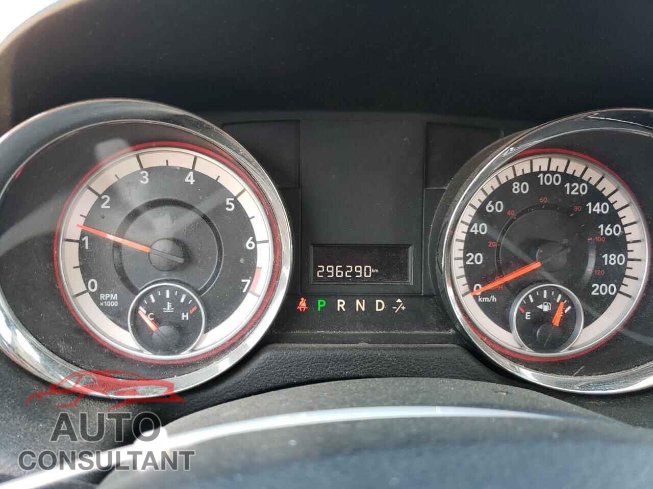DODGE CARAVAN 2013 - 2C4RDGBG4DR761494