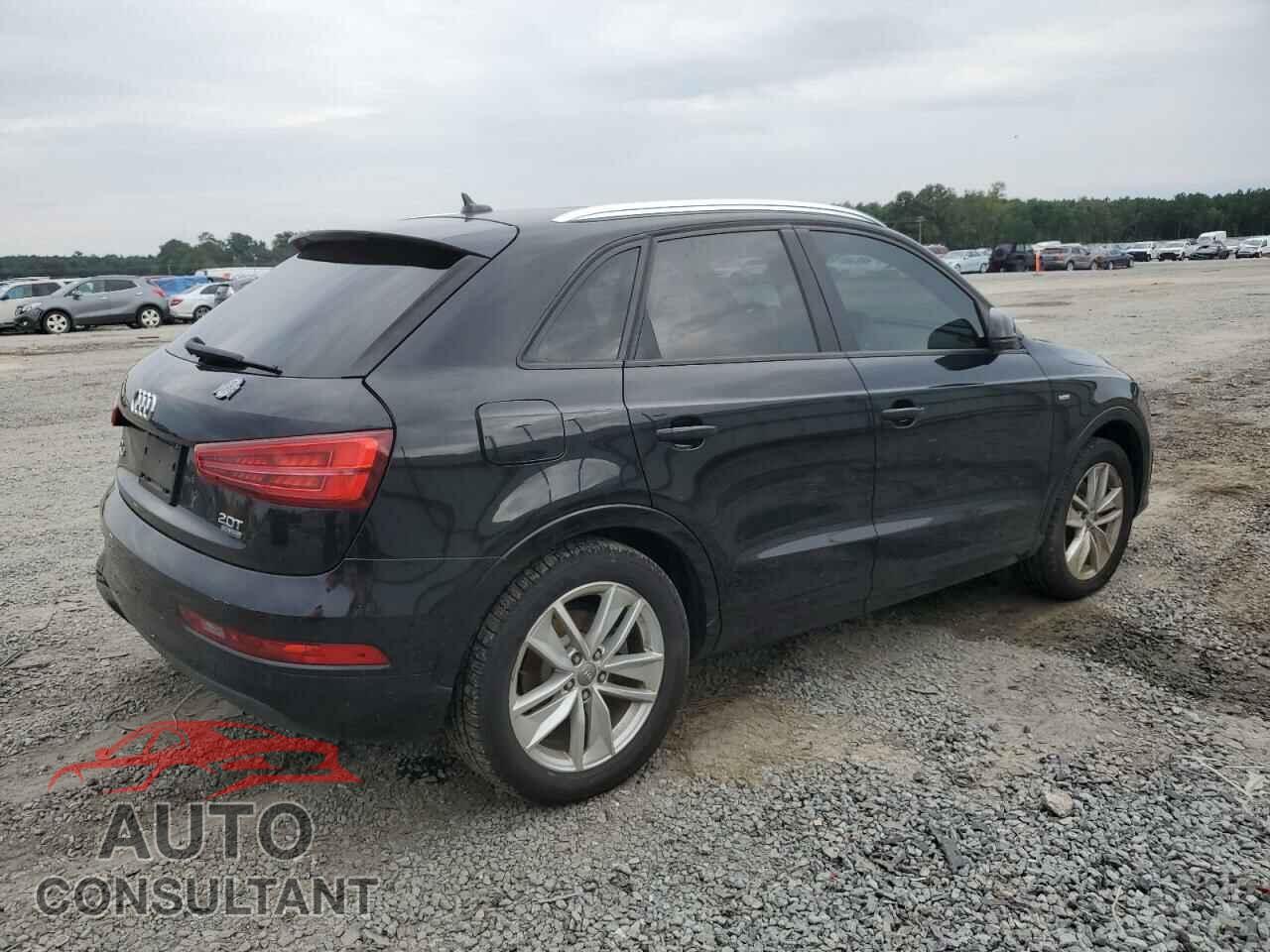 AUDI Q3 2018 - WA1ECCFS1JR007795