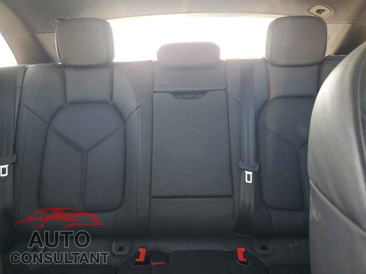 PORSCHE MACAN 2017 - WP1AB2A54HLB14452
