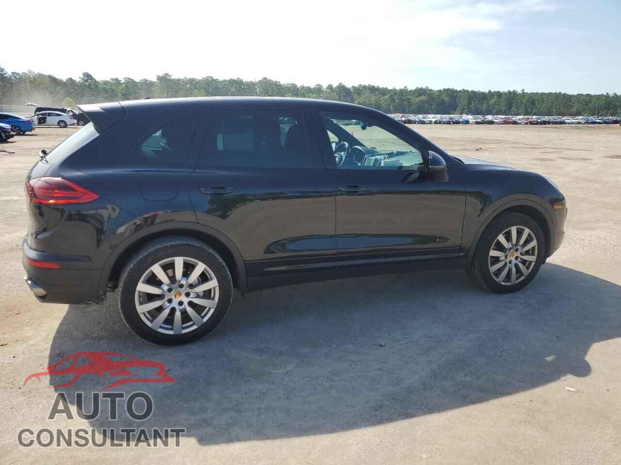 PORSCHE CAYENNE 2017 - WP1AB2A21HLA52272