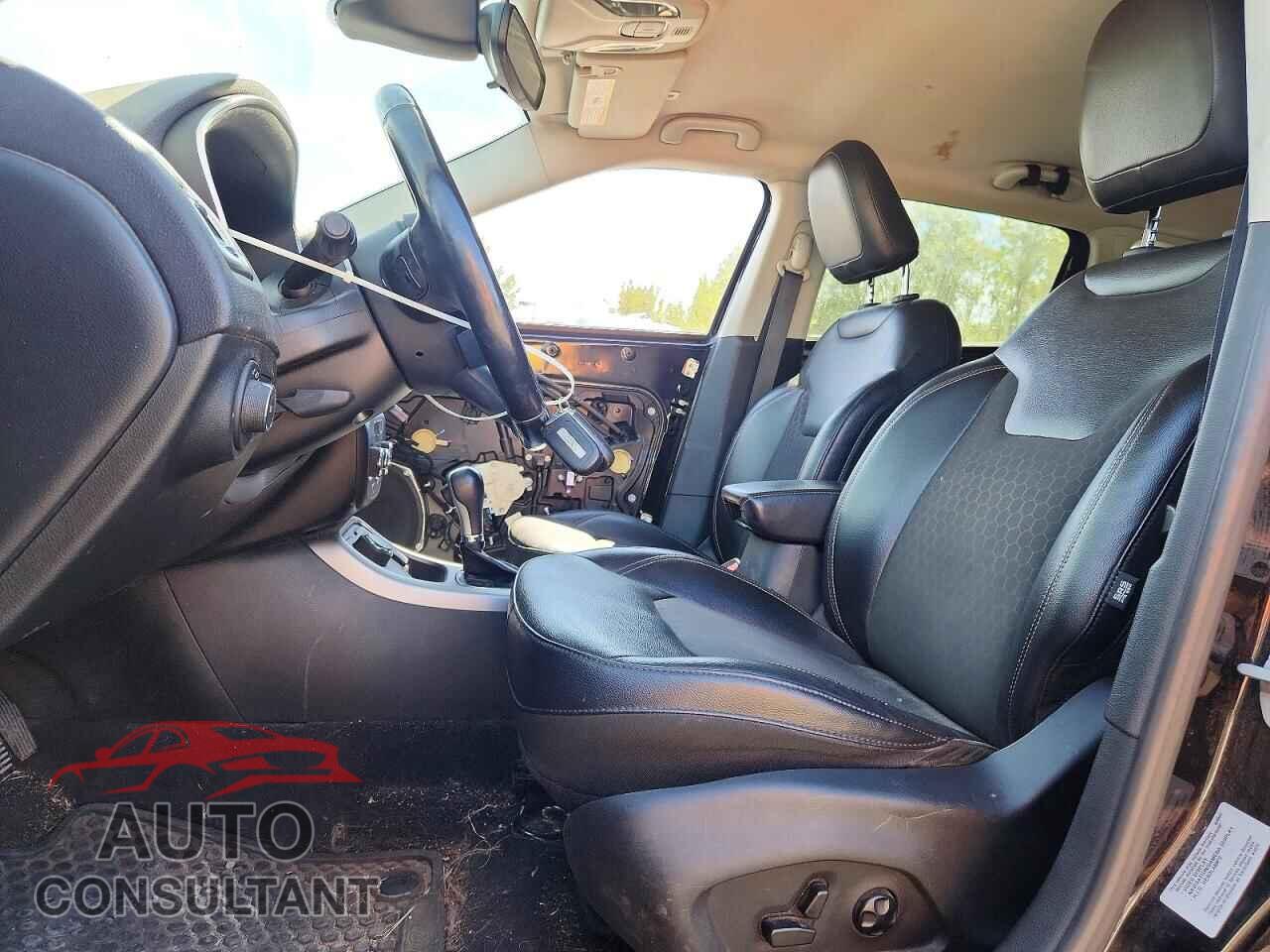 JEEP COMPASS 2017 - 3C4NJDBB8HT692984