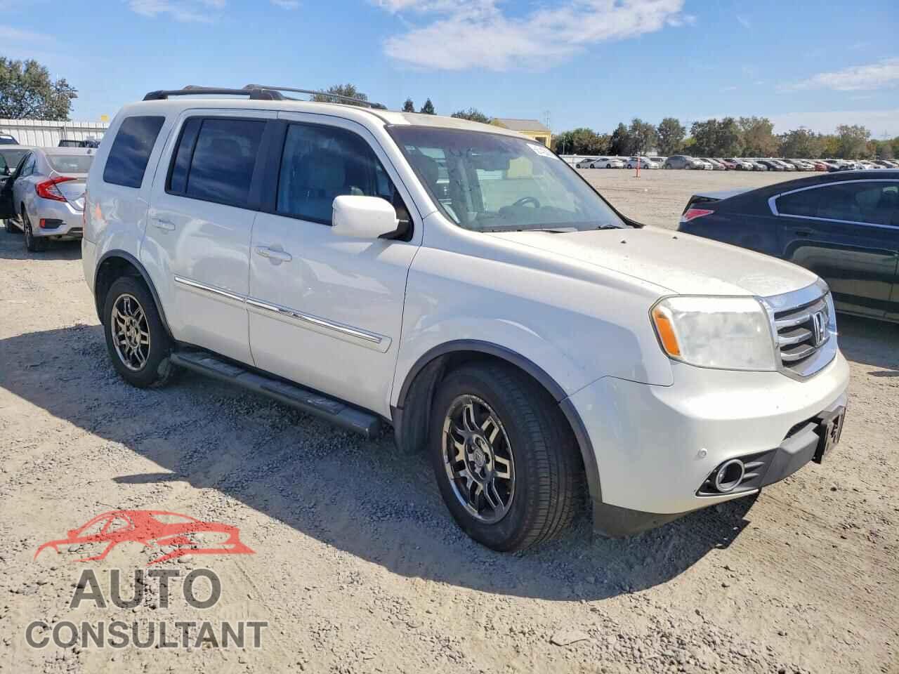 HONDA PILOT 2013 - 5FNYF4H93DB072930