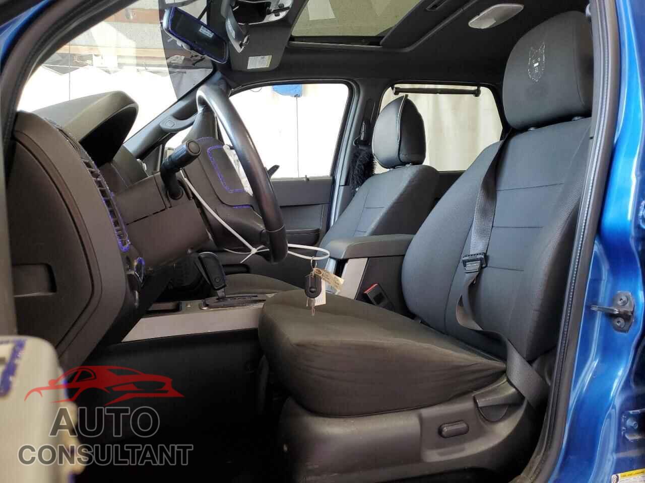 FORD ESCAPE 2011 - 1FMCU0DG0BKB96436