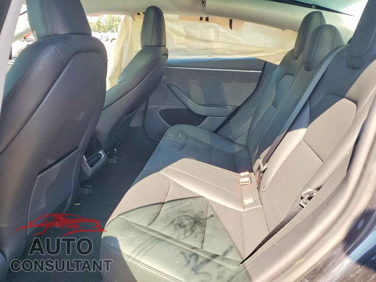TESLA MODEL 3 2024 - 5YJ3E1EBXRF799301
