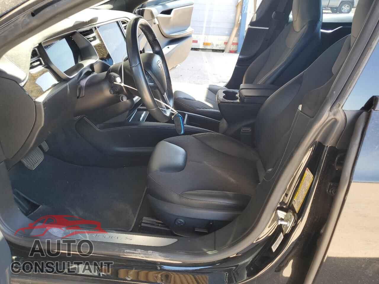 TESLA MODEL S 2016 - 5YJSA1E2XGF143314