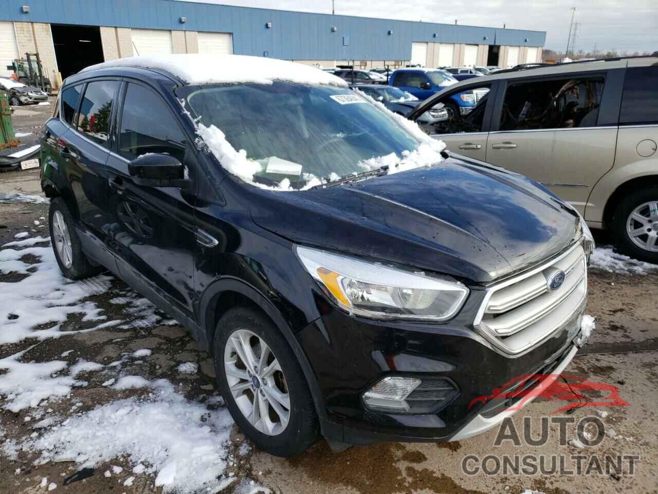 FORD ESCAPE 2017 - 1FMCU0GD2HUA00723