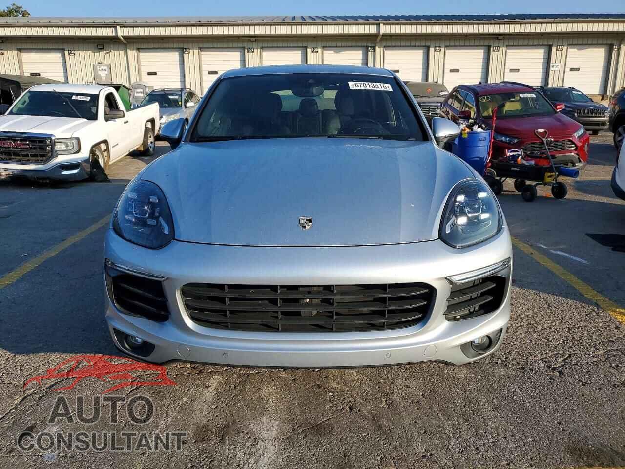 PORSCHE CAYENNE 2016 - WP1AA2A2XGKA14109