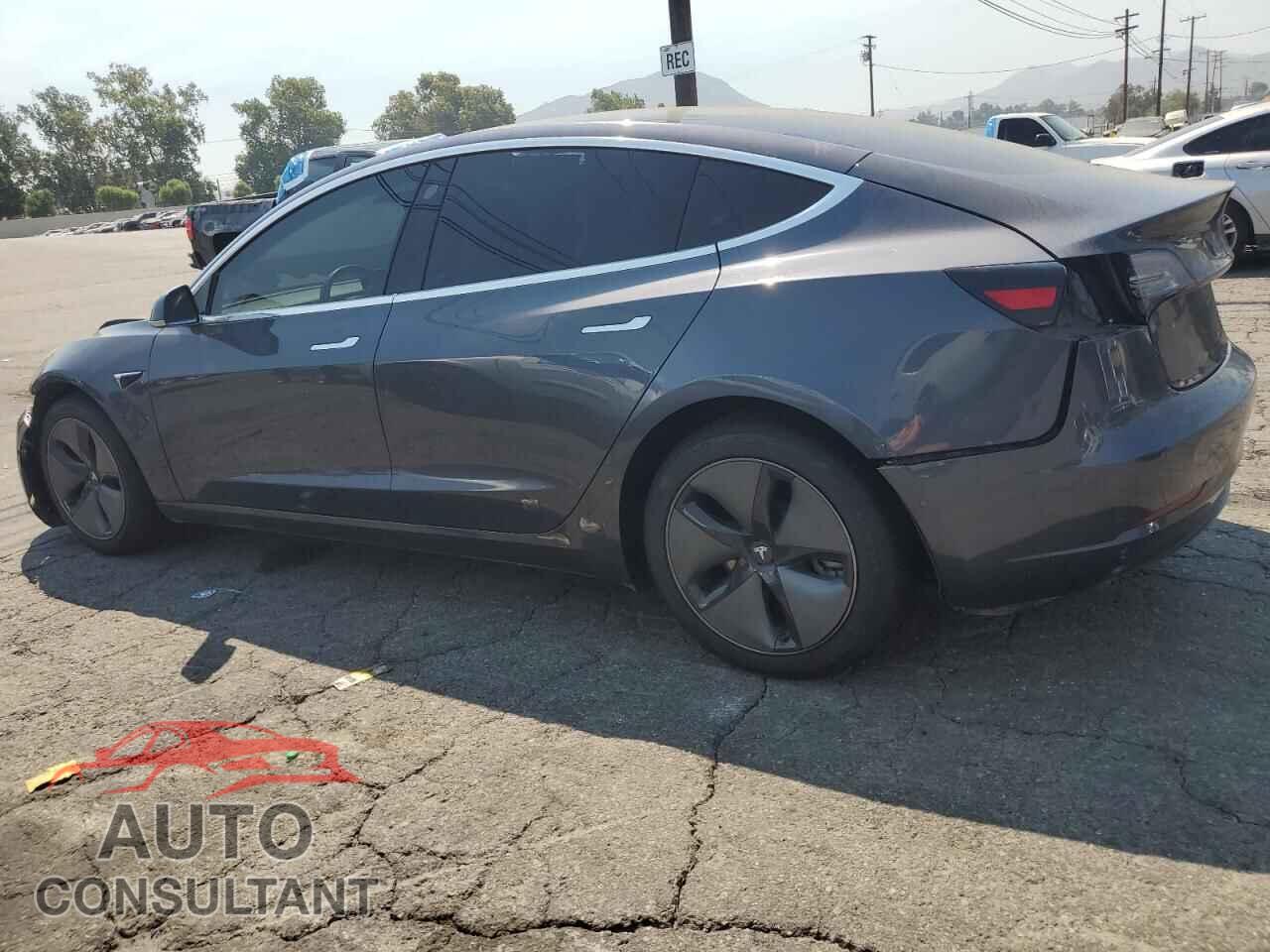 TESLA MODEL 3 2018 - 5YJ3E1EA0JF155625