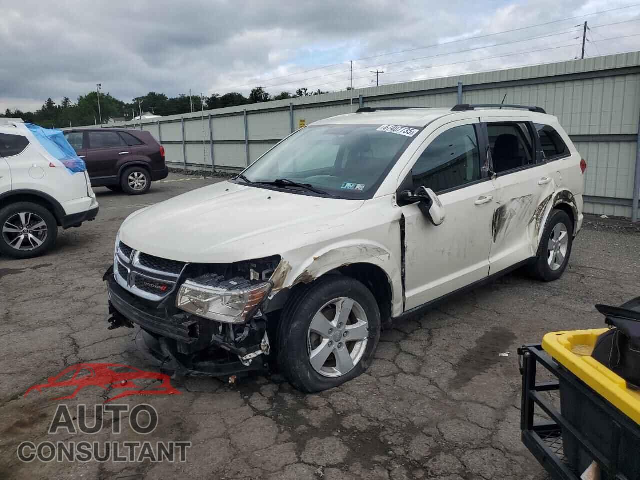 DODGE JOURNEY 2012 - 3C4PDCBG0CT305021
