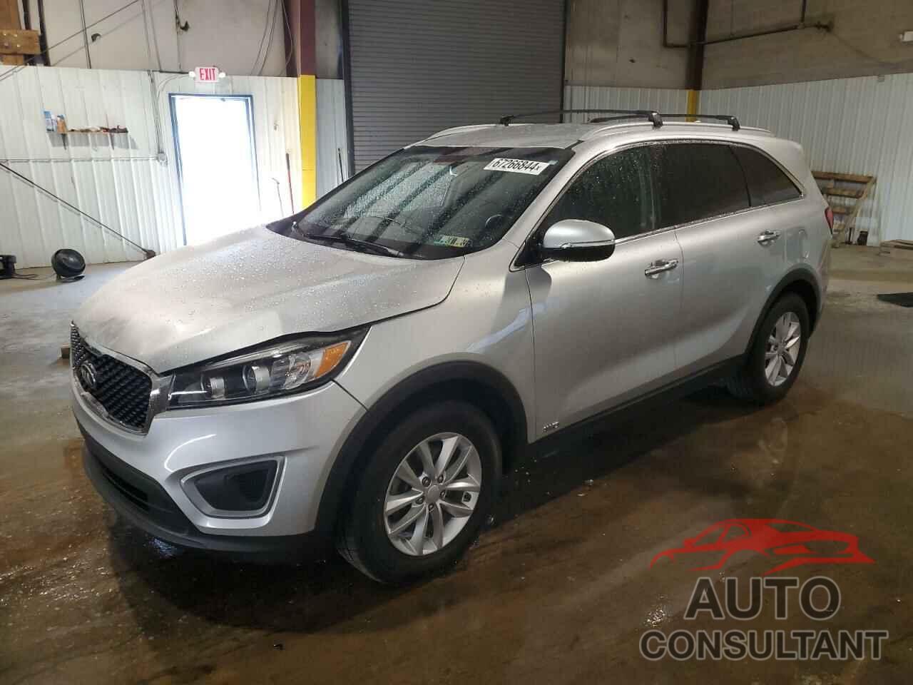 KIA SORENTO 2017 - 5XYPGDA32HG244877