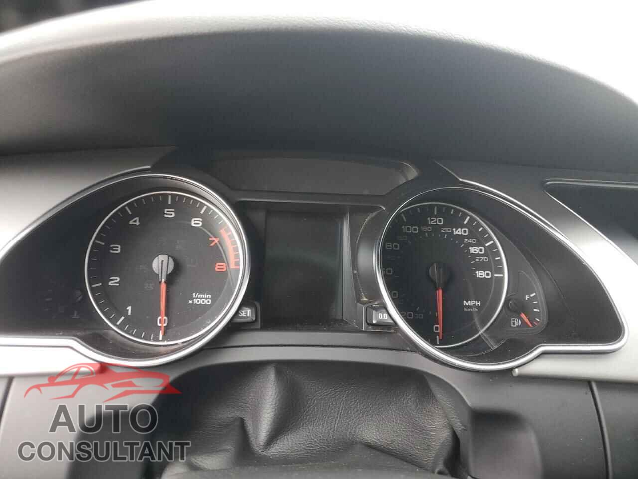 AUDI A5 2011 - WAUCFAFH8BN011488