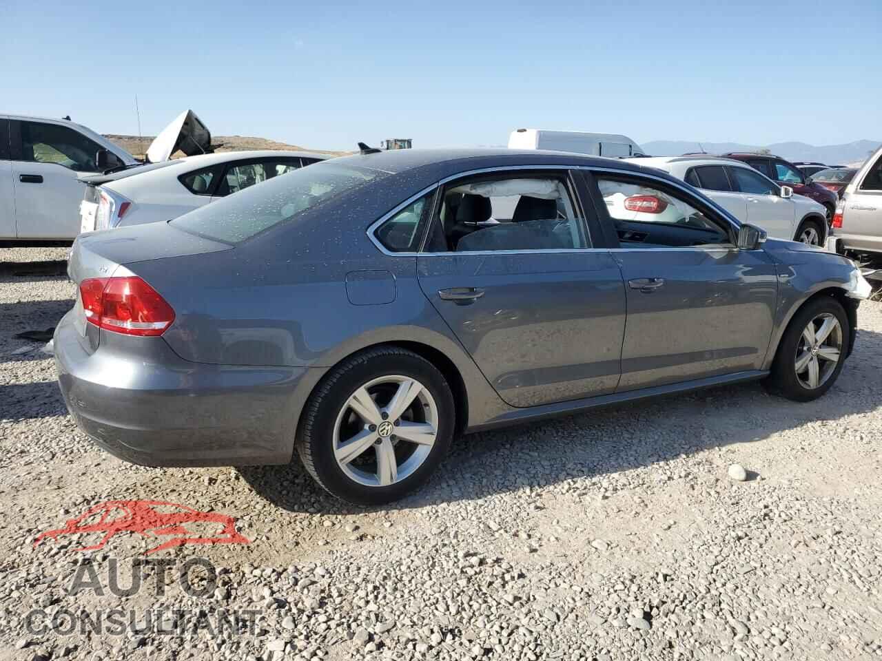 VOLKSWAGEN PASSAT 2015 - 1VWAT7A37FC105247