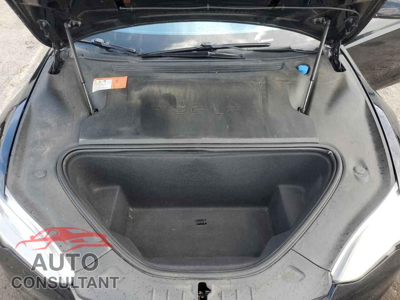 TESLA MODEL S 2016 - 5YJSA1E18GF161284