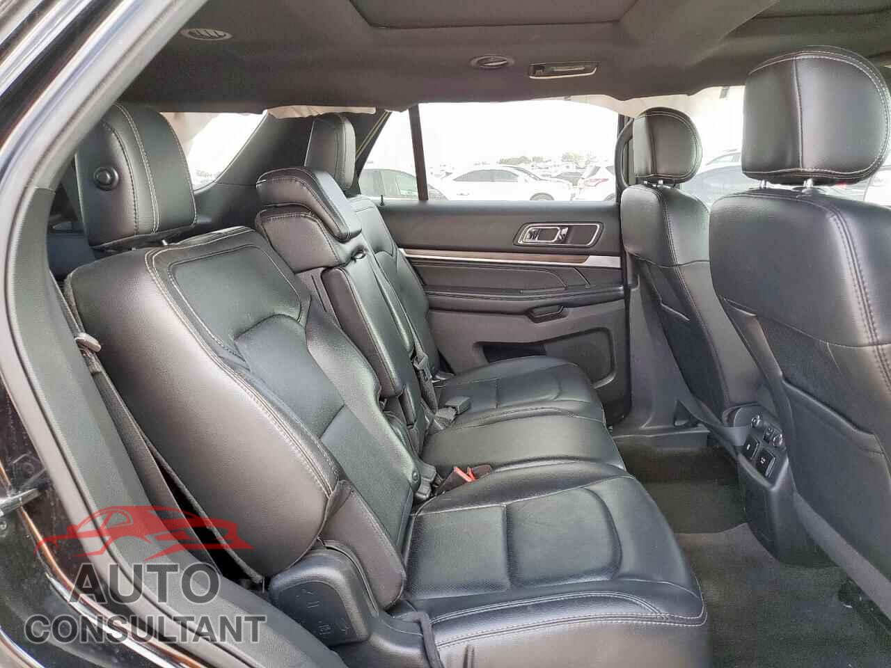 FORD EXPLORER 2017 - 1FM5K7F86HGC92595