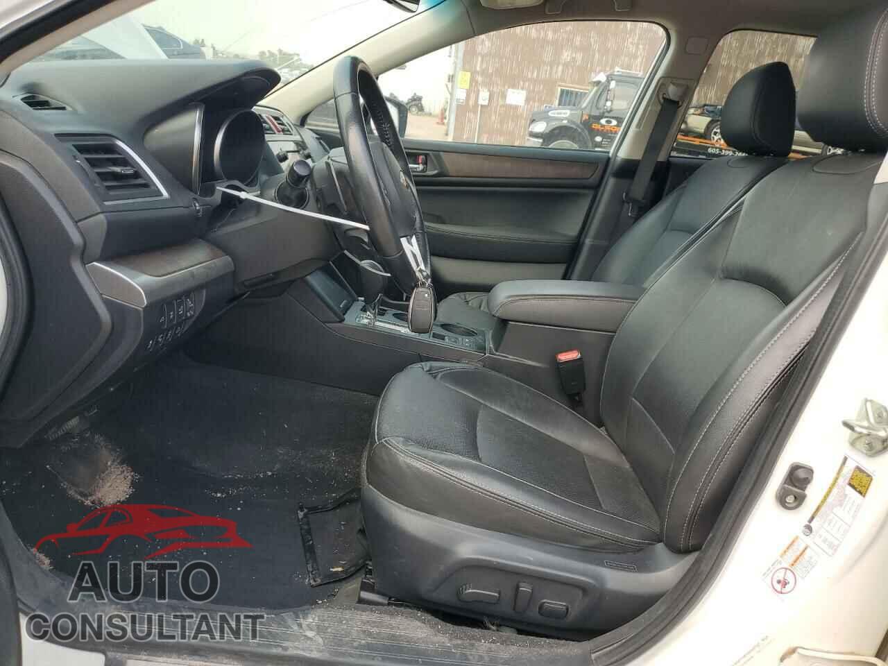 SUBARU OUTBACK 2017 - 4S4BSENCXH3281250
