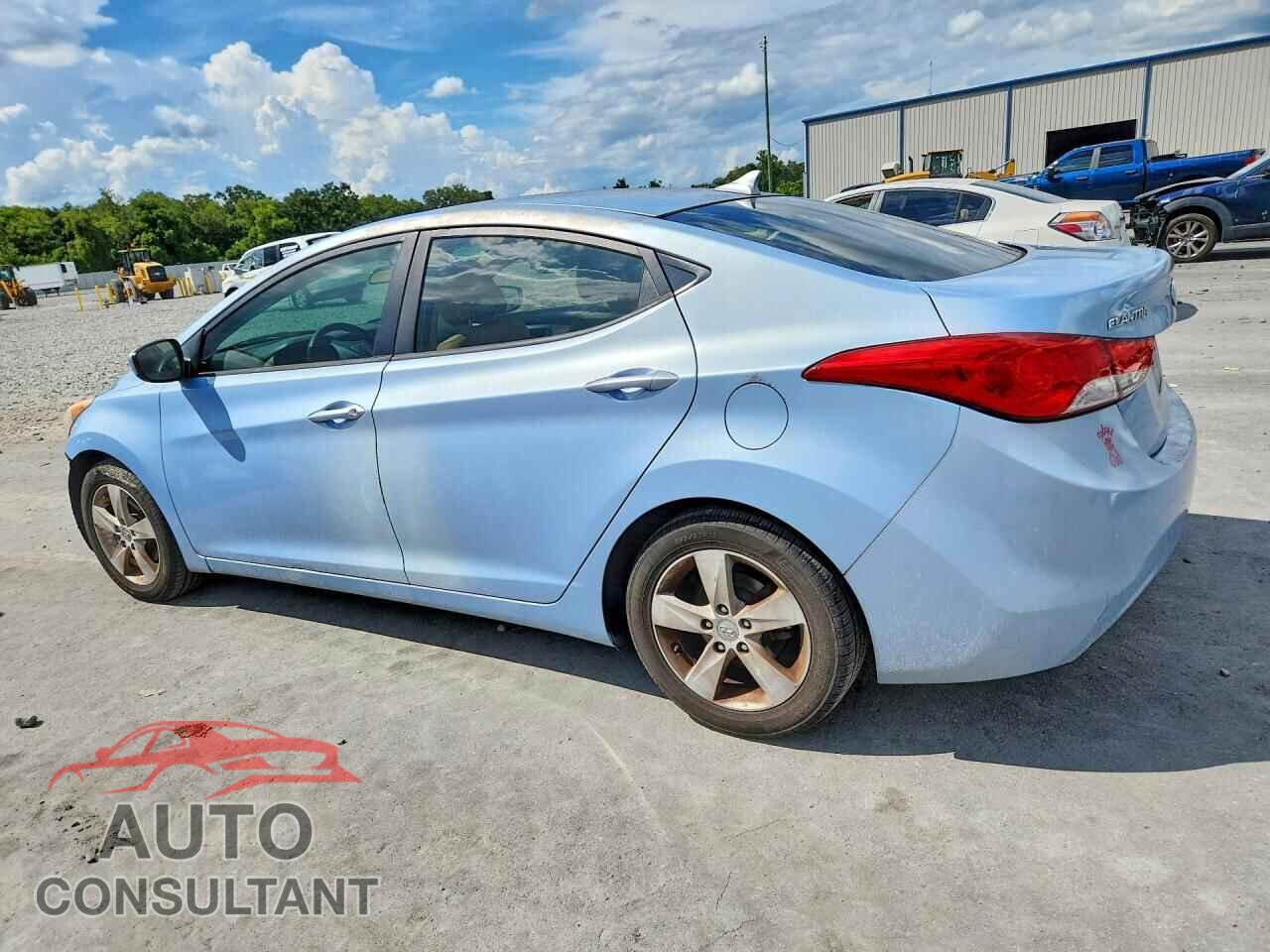 HYUNDAI ELANTRA 2013 - KMHDH4AE9DU772017